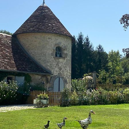 Le Colombier De Malpas Bed & Breakfast Quingey Dış mekan fotoğraf