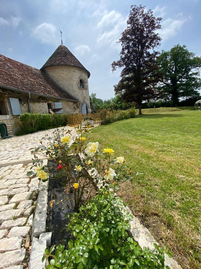 Le Colombier De Malpas Bed & Breakfast Quingey Dış mekan fotoğraf
