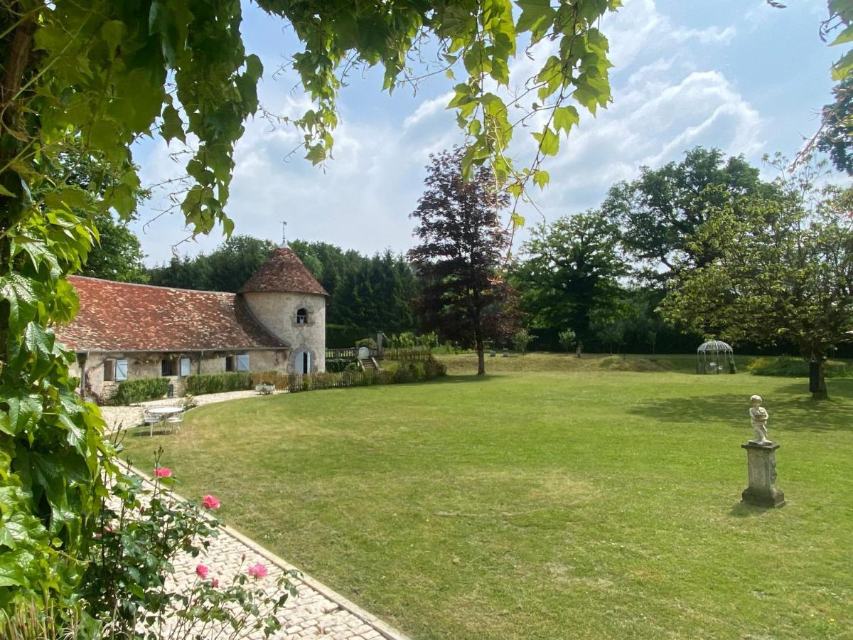 Le Colombier De Malpas Bed & Breakfast Quingey Dış mekan fotoğraf