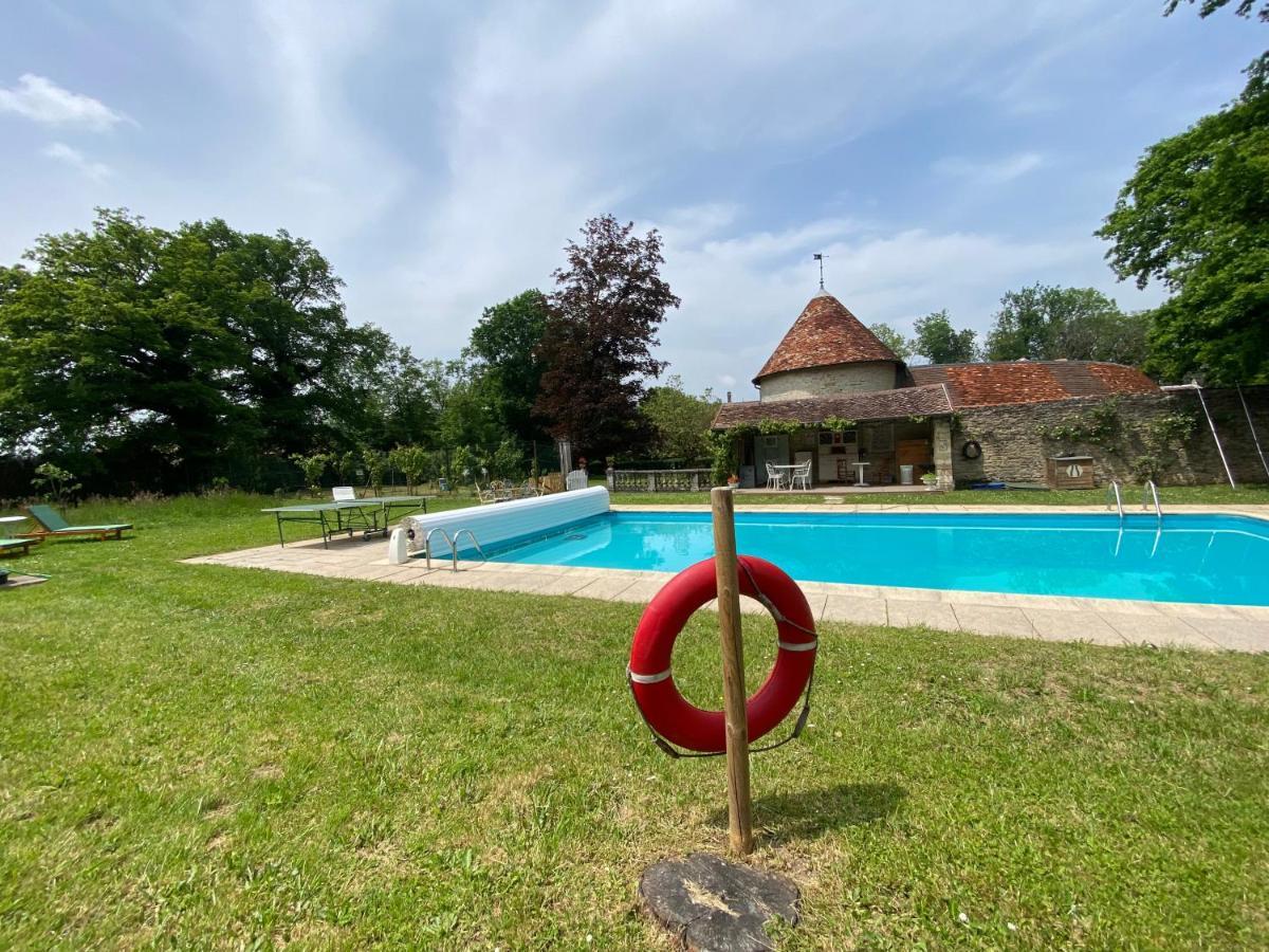Le Colombier De Malpas Bed & Breakfast Quingey Dış mekan fotoğraf