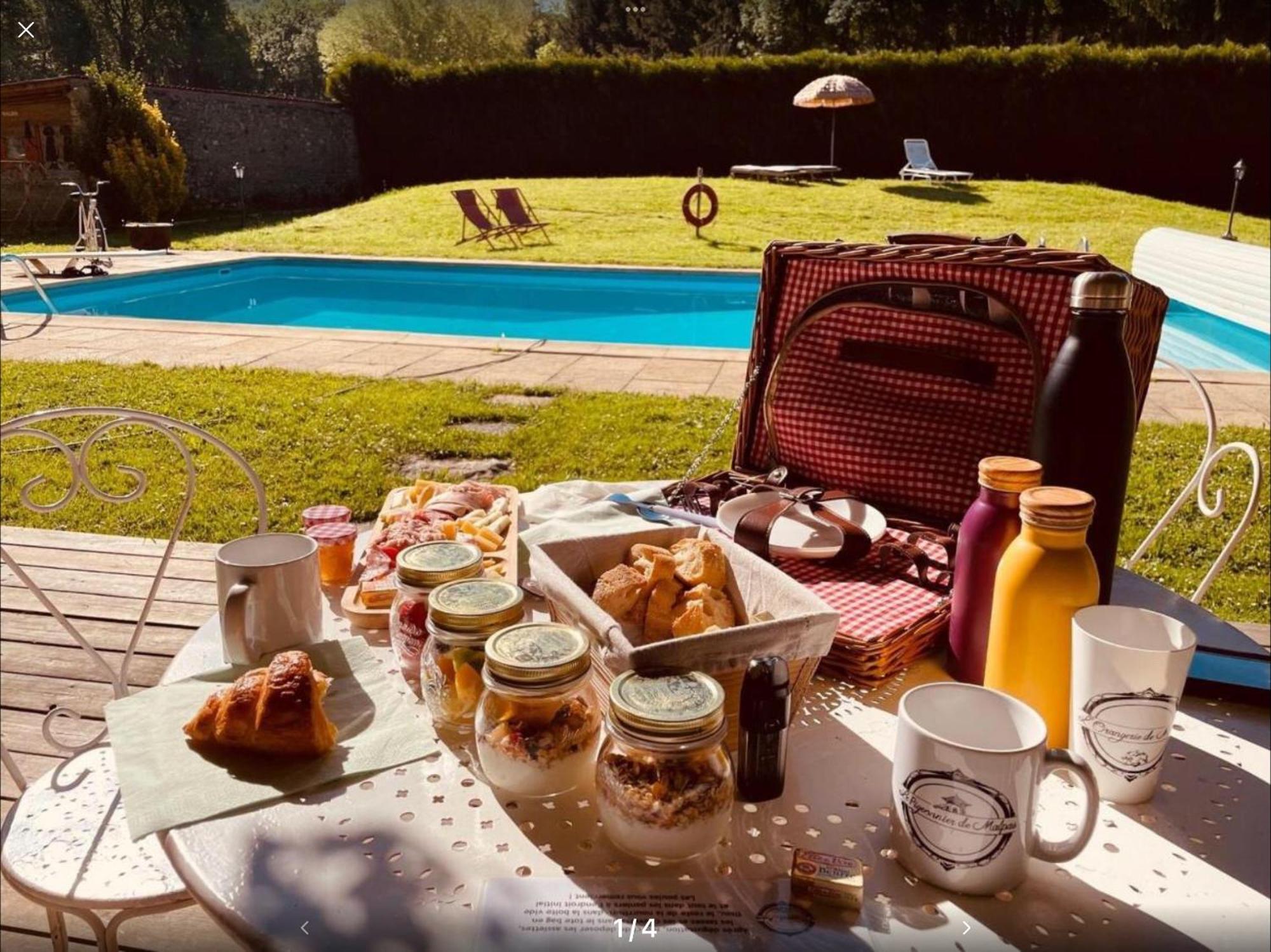 Le Colombier De Malpas Bed & Breakfast Quingey Dış mekan fotoğraf